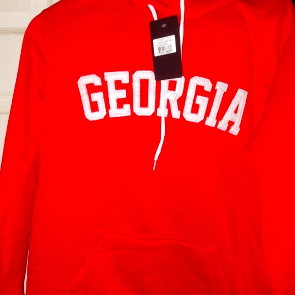 Large Red Georgia front pocket hoodie, new w/tags, fleece lined warm - Picture 1 of 4